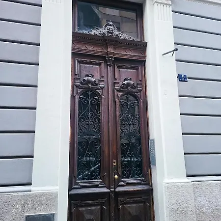 Excelsior Oda ve Kahvaltı Trieste